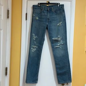 Men’s Levi Jeans in size W34 L32 Brand New